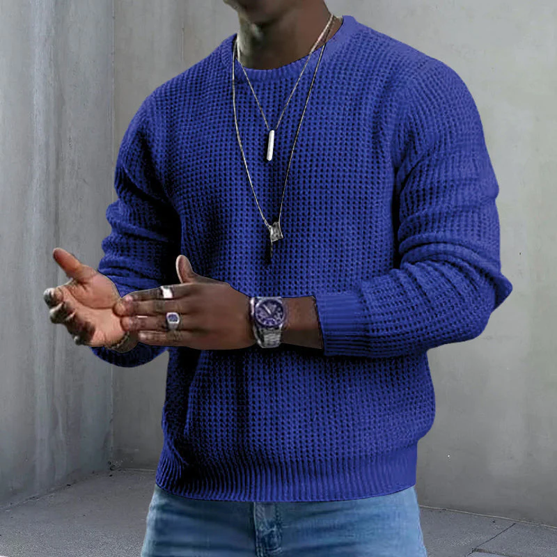 Long-sleeved round neck sweater