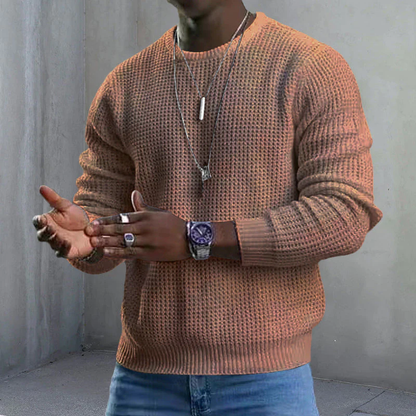 Long-sleeved round neck sweater